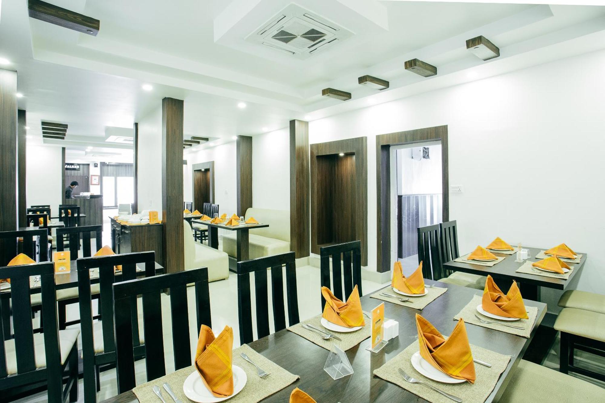 Oyo 11474 Gangaur Regency Boutique Hotel Κατμαντού Εξωτερικό φωτογραφία