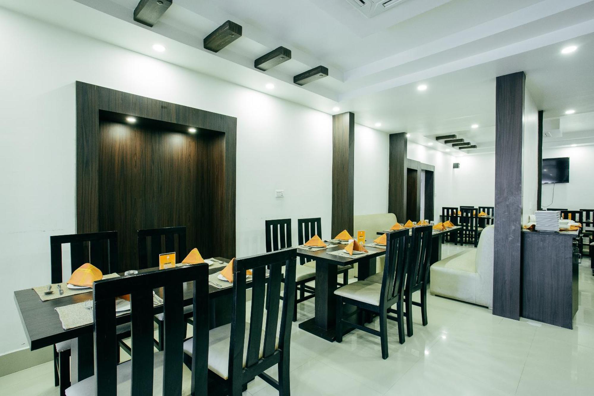 Oyo 11474 Gangaur Regency Boutique Hotel Κατμαντού Εξωτερικό φωτογραφία